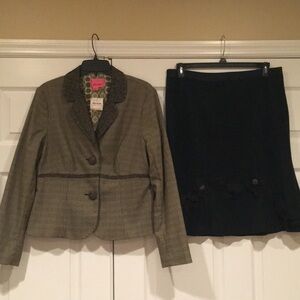 Amazing Phoebe Suit Skirt and Jacket